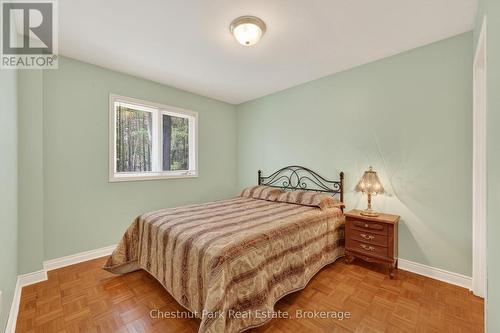 50 Vincent Circle, Tiny (Wyevale), ON - Indoor Photo Showing Bedroom