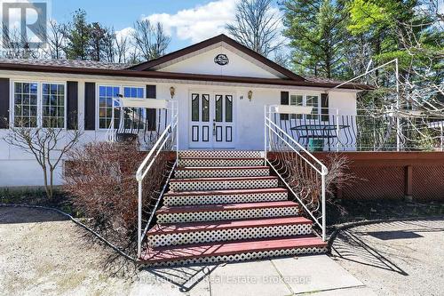 50 Vincent Circle, Tiny (Wyevale), ON - Outdoor With Deck Patio Veranda