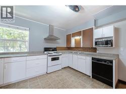 Second Level Kitchen - 