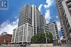 901 - 400 ADELAIDE STREET E Toronto, ON M5A 1N4