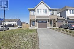 895 ANTONIO FARLEY STREET  Ottawa, ON K1K 2Z1