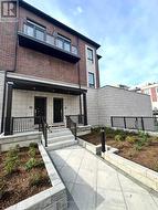 25 - 4035 HICKORY DRIVE Mississauga, ON L4W 1L1