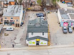 98 BAYFIELD STREET Barrie, ON L4M 3A8