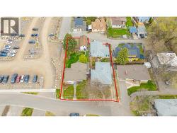 588/598 Royal Avenue Kelowna, BC V1Y 5L5