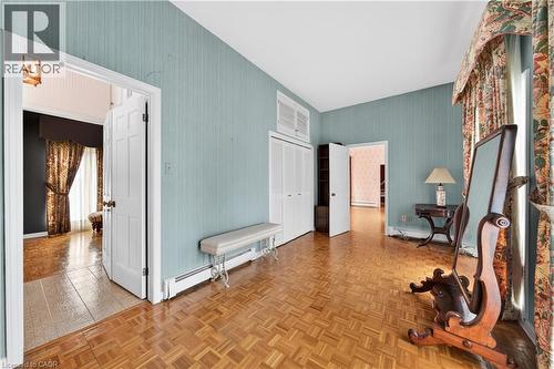 213 Stone Church Road W, Hamilton, ON - Indoor Photo Showing Other Room