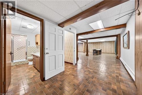 213 Stone Church Road W, Hamilton, ON - Indoor Photo Showing Other Room