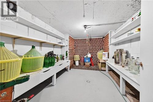 213 Stone Church Road W, Hamilton, ON - Indoor