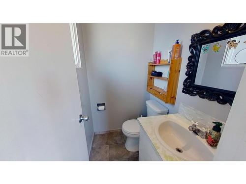 9516 113 Avenue, Fort St. John, BC - Indoor Photo Showing Bathroom