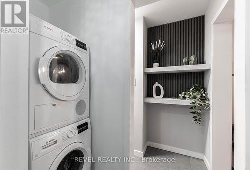 329 Main Street W, Hamilton, ON - Indoor Photo Showing Laundry Room
