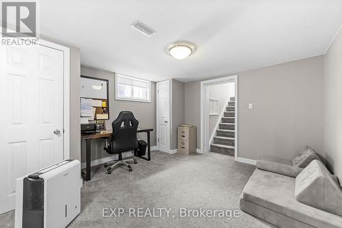 9221 Hickory Drive, Strathroy-Caradoc, ON - Indoor