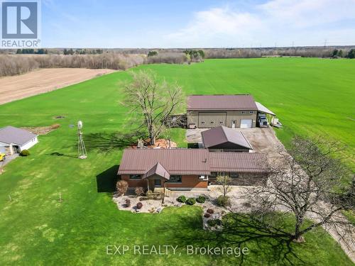 9221 Hickory Drive, Strathroy-Caradoc, ON - Outdoor
