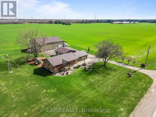 9221 Hickory Drive, Strathroy-Caradoc, ON - Outdoor
