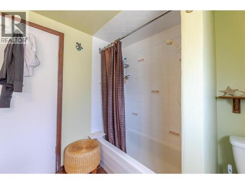 12009 Giants Head Road, Summerland, BC - Indoor Photo Showing Bathroom