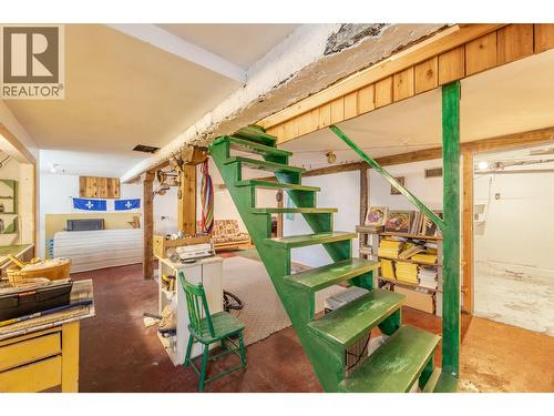 12009 Giants Head Road, Summerland, BC - Indoor