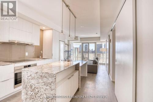 1306 - 1 Bloor Street E, Toronto, ON - Indoor Photo Showing Kitchen With Upgraded Kitchen