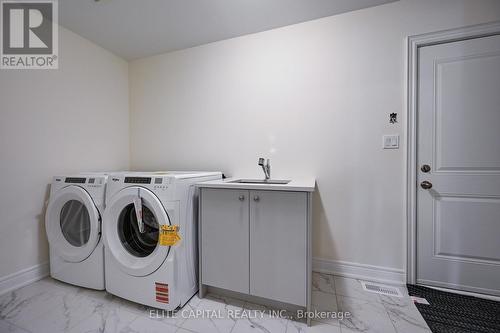 147 Berczy Green Drive, Markham, ON - Indoor Photo Showing Laundry Room