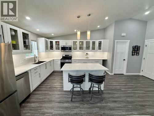 4985 Kyllo Road, 108 Mile Ranch, BC - Indoor Photo Showing Kitchen With Double Sink With Upgraded Kitchen