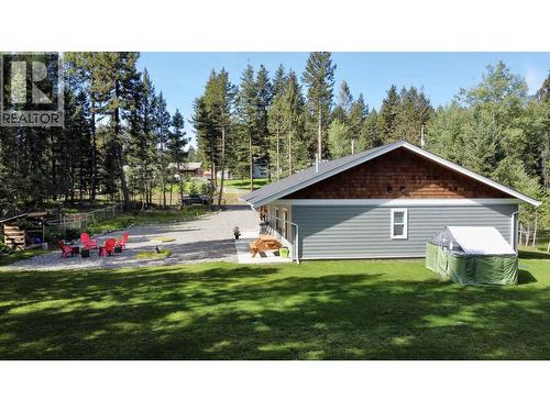 4985 Kyllo Road, 108 Mile Ranch, BC - Outdoor