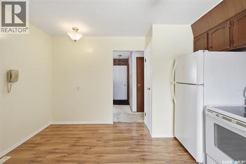 17 Churchill Drive, Saskatoon, SK - Indoor Photo Showing Kitchen