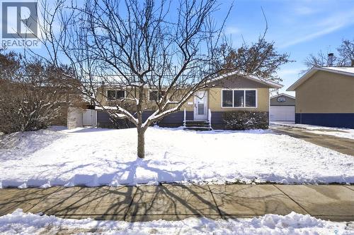 17 Churchill Drive, Saskatoon, SK - Outdoor