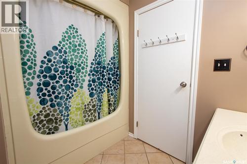 10314 Bunce Crescent, North Battleford, SK - Indoor Photo Showing Bathroom