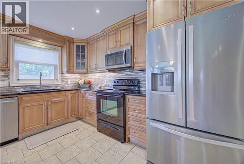 298 Ferndale Place, Waterloo, ON - Indoor Photo Showing Kitchen With Stainless Steel Kitchen