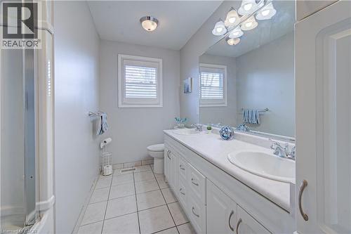 298 Ferndale Place, Waterloo, ON - Indoor Photo Showing Bathroom