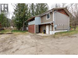 411 Sixth Street  Salmo, BC V0G 1Z0