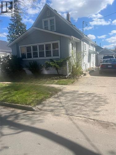 323 ELGIN STREET  Sarnia, ON N7T 5B5