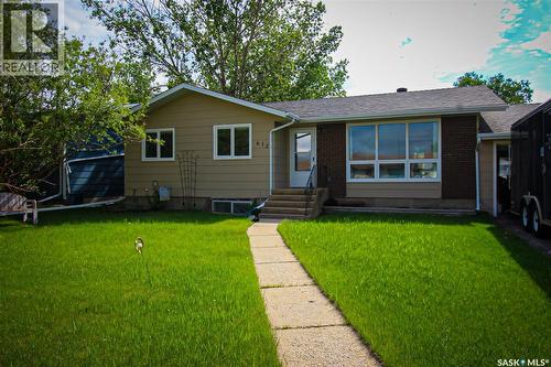 612 9th STREET W  Shaunavon, SK S0N 2M0