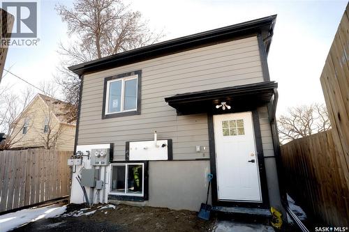 949 Robinson Street, Regina, SK - Outdoor With Exterior