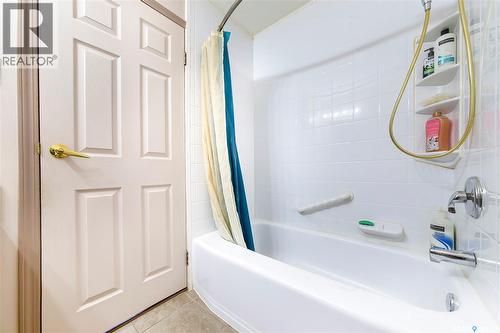 3550 33Rd Street W, Saskatoon, SK - Indoor Photo Showing Bathroom