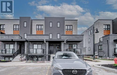 #18 - 235 CHAPEL HILL DRIVE  Kitchener, ON N2R 0S4