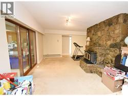 Family Room - 