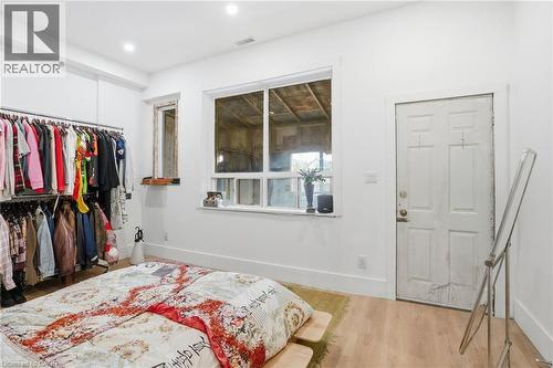 472 Barton Street E Unit# Upper, Hamilton, ON - Indoor Photo Showing Bedroom