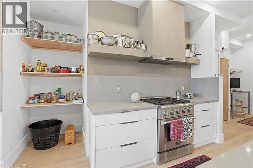 472 Barton Street E Unit# Upper, Hamilton, ON - Indoor Photo Showing Kitchen