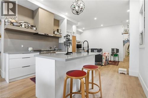 472 Barton Street E Unit# Upper, Hamilton, ON - Indoor Photo Showing Kitchen
