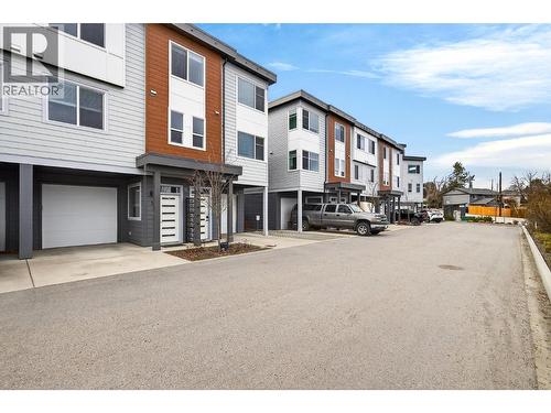 3405 16 Avenue Unit# 3, Vernon, BC - Outdoor