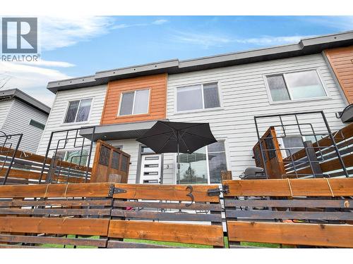 3405 16 Avenue Unit# 3, Vernon, BC - Outdoor