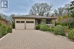 58 NORTH PARK DRIVE Toronto, ON M6L 1K2