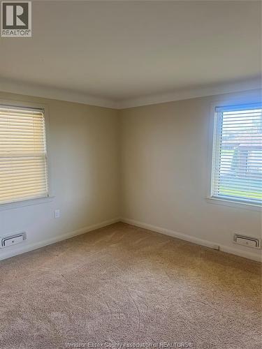 11506 Riverside, Windsor, ON - Indoor Photo Showing Other Room