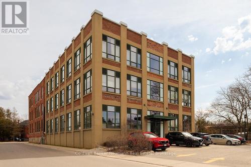 221 - 26 Ontario Street, Guelph (St. Patrick'S Ward), ON - Outdoor