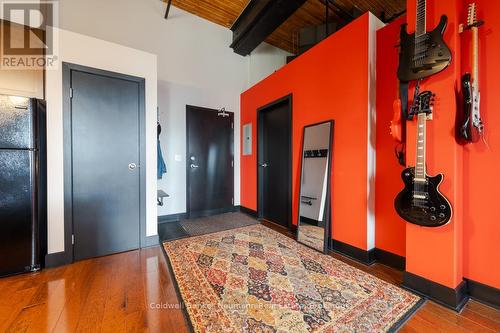 221 - 26 Ontario Street, Guelph (St. Patrick'S Ward), ON - Indoor Photo Showing Other Room