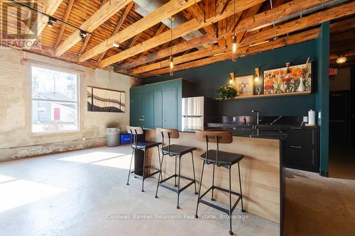 221 - 26 Ontario Street, Guelph (St. Patrick'S Ward), ON - Indoor