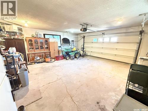 787 Brimacombe Drive, Weyburn, SK - Indoor Photo Showing Garage