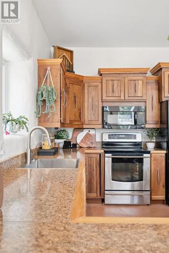 Kitchen - 5578 11Th Line, Minto, ON - Indoor Photo Showing Kitchen