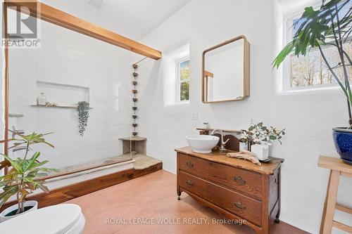Bathroom - 5578 11Th Line, Minto, ON - Indoor Photo Showing Other Room