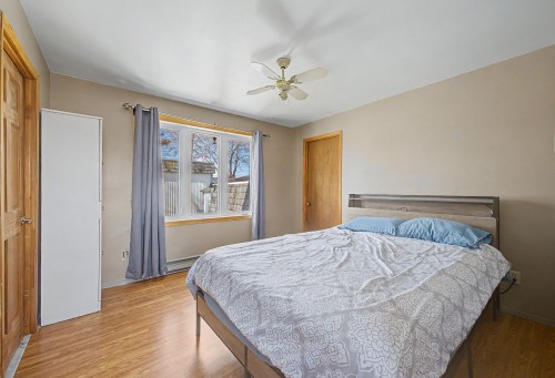 Master Bedroom - 2-50 Mtée Daigneault, Richelieu, QC - Indoor Photo Showing Bedroom