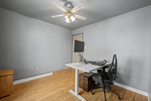 Bedroom - 2-50 Mtée Daigneault, Richelieu, QC - Indoor Photo Showing Office