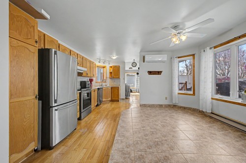 Dining Room - 2-50 Mtée Daigneault, Richelieu, QC - Indoor Photo Showing Other Room